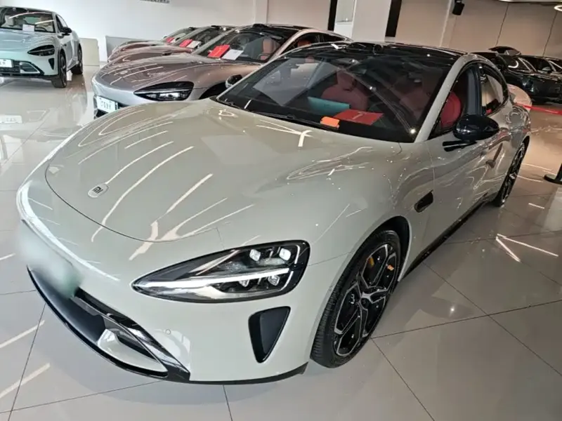 Xiaomi SU7, 2025