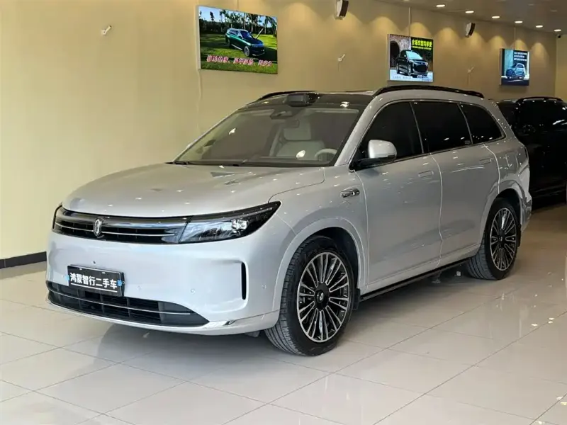 AITO M7, 2025