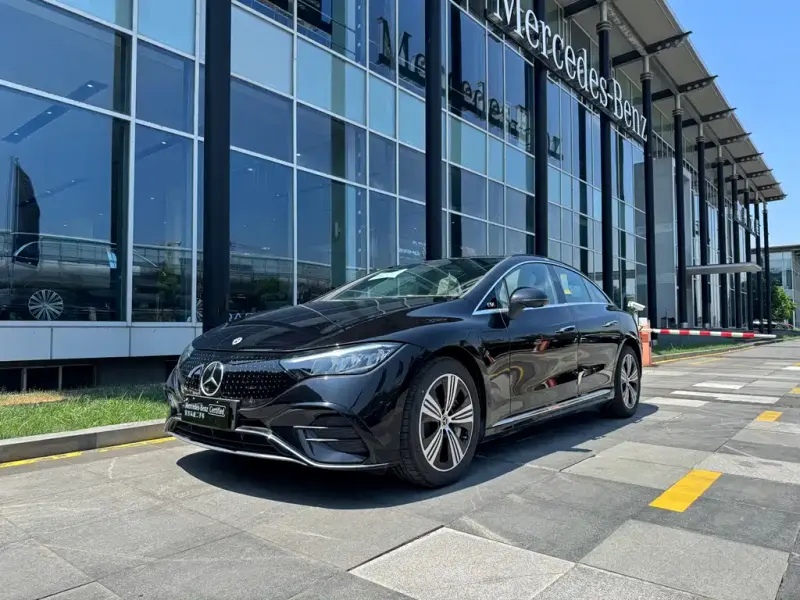 Mercedes-Benz EQE, 2025