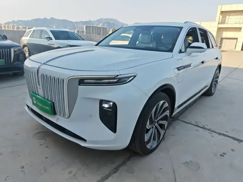 Hongqi E-HS9, 2023