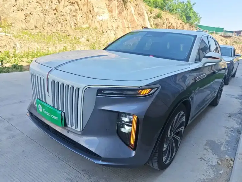 Hongqi E-HS9, 2023