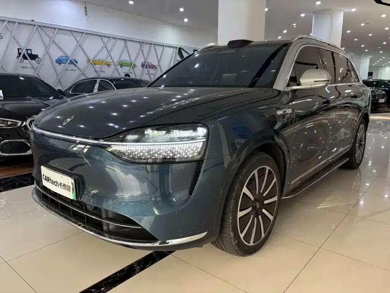 AITO M9, 2025