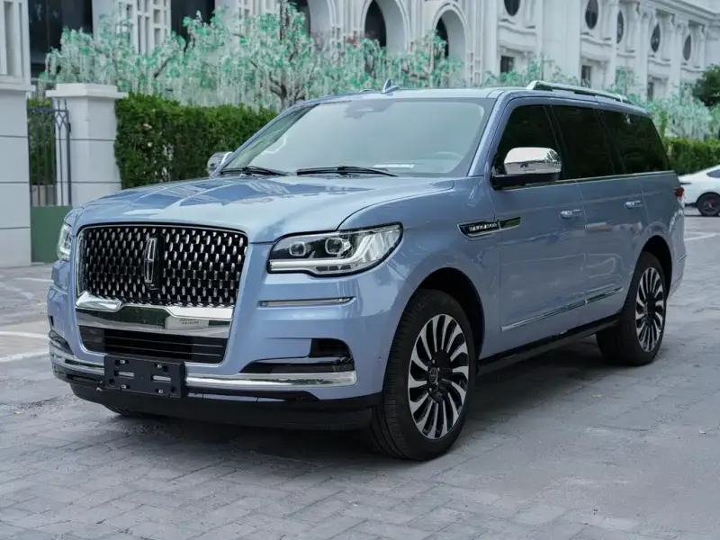 Lincoln Navigator, 2022