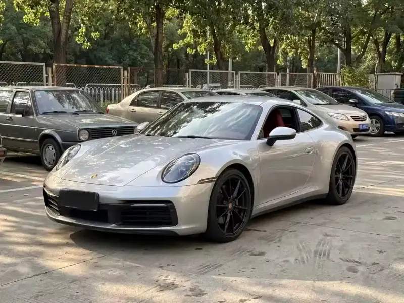 Porsche 911, 2023