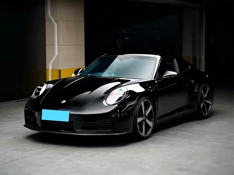 Porsche 911, 2025