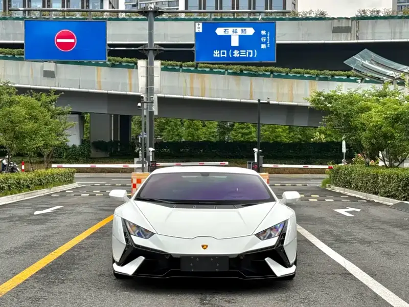 Lamborghini Huracán, 2024