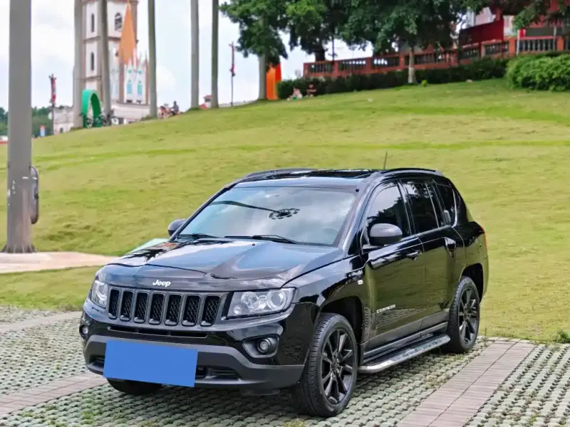 Jeep Compass (Import), 2013
