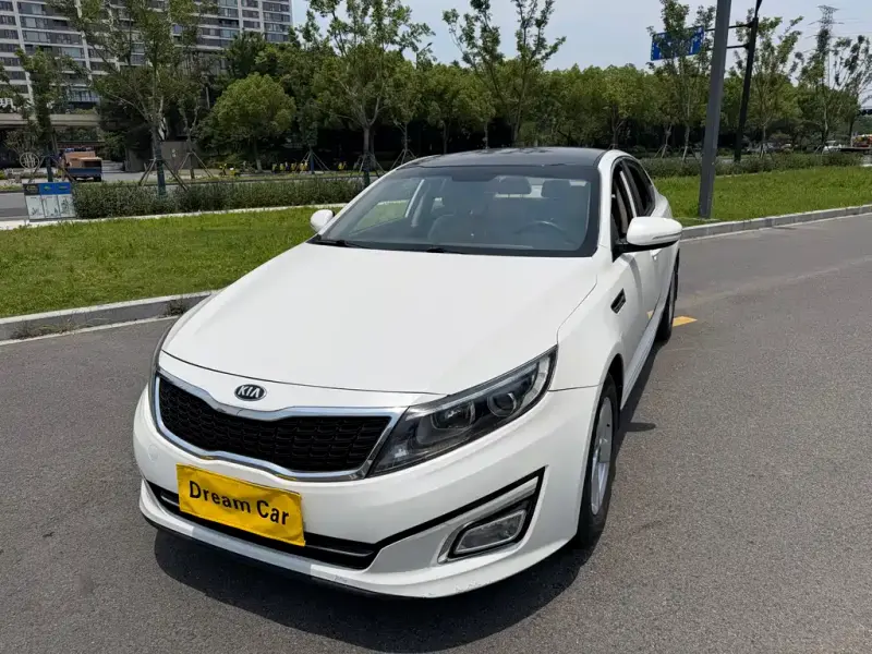 Kia K5, 2016