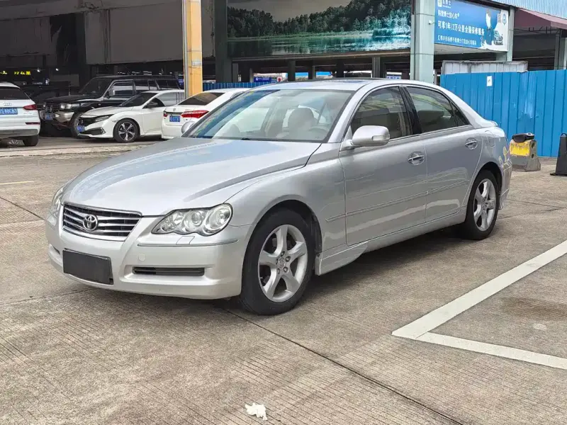 Toyota Reiz, 2010