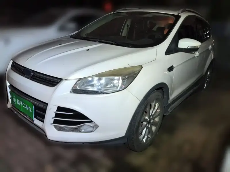 Ford Kuga, 2016