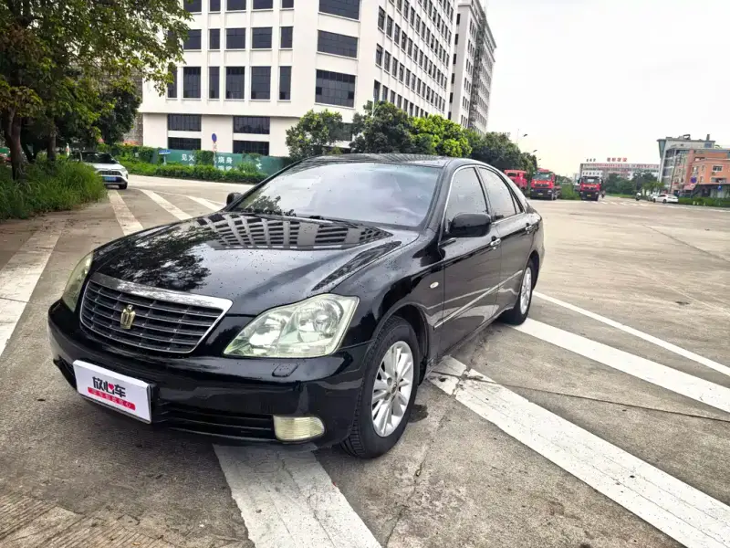 Toyota Crown, 2007