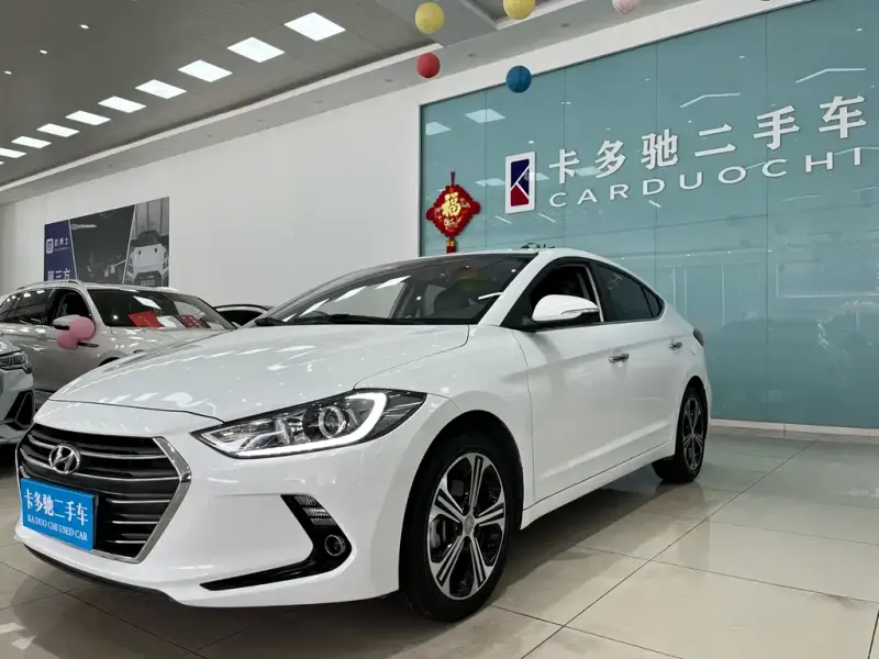 Hyundai Elantra, 2019
