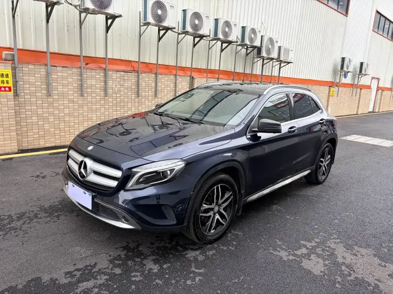 Mercedes-Benz GLA, 2016