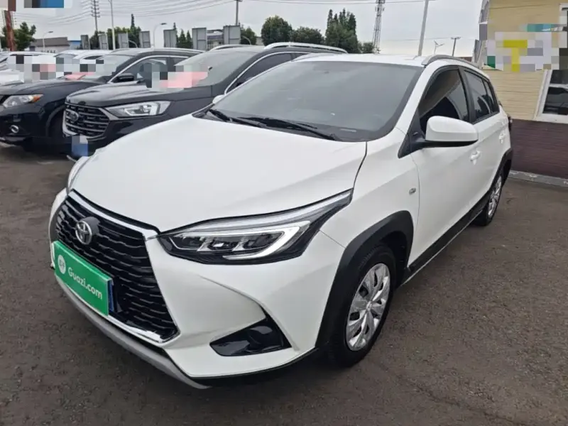 Toyota Yaris L, 2023