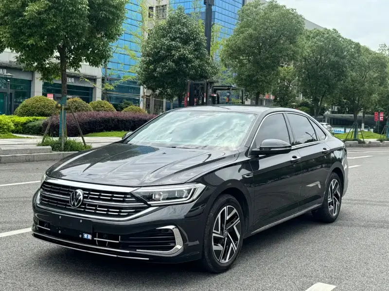 Volkswagen Sagitar, 2023