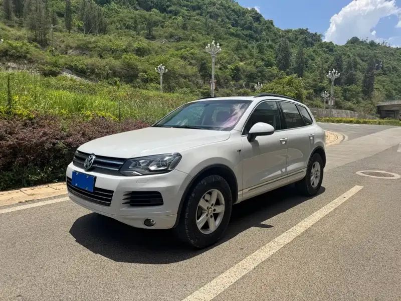 Volkswagen Touareg, 2012