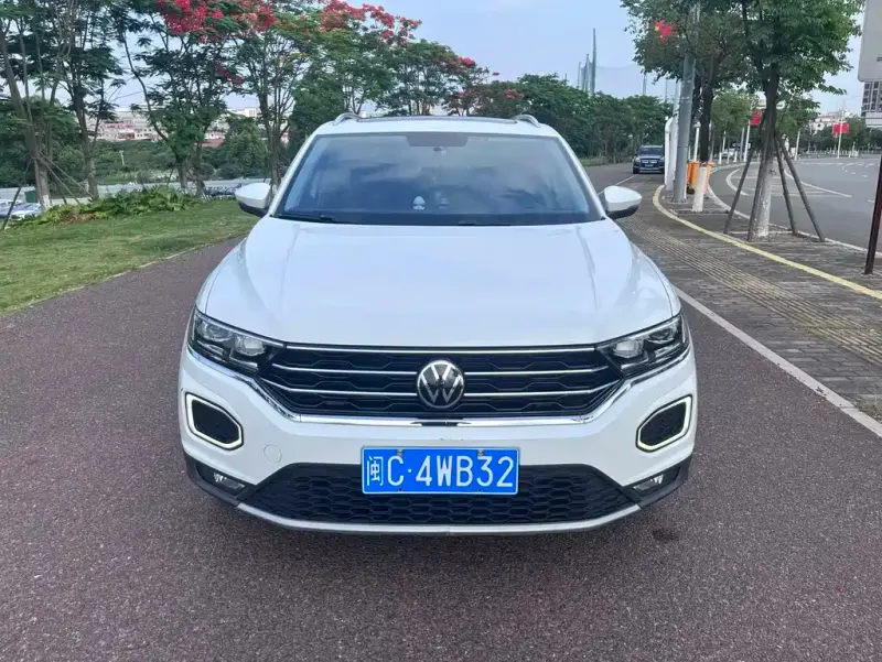 Volkswagen T-Roc, 2021