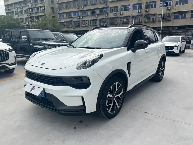 Lynk & Co 01, 2021