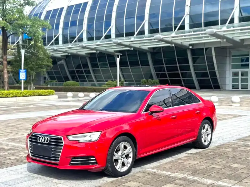 Audi A4L, 2018