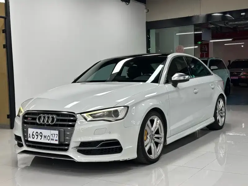 Audi S3, 2015