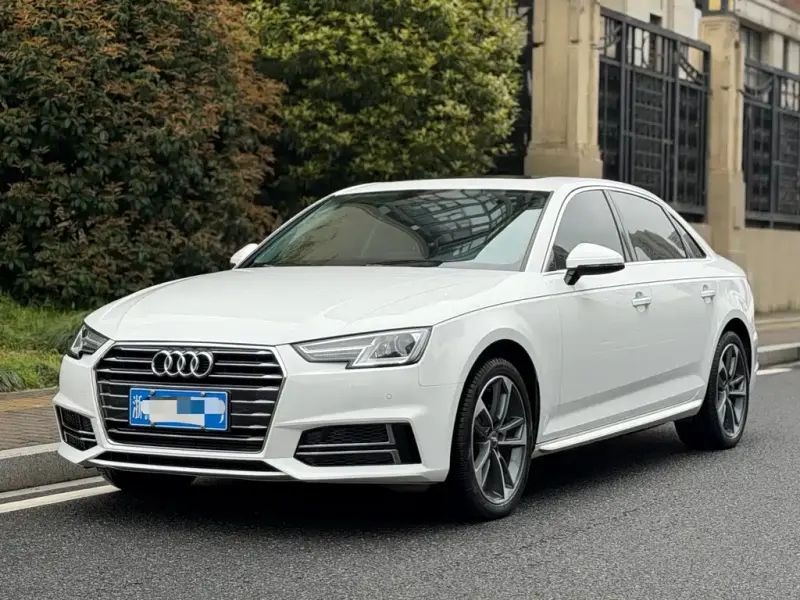 Audi A4L, 2019