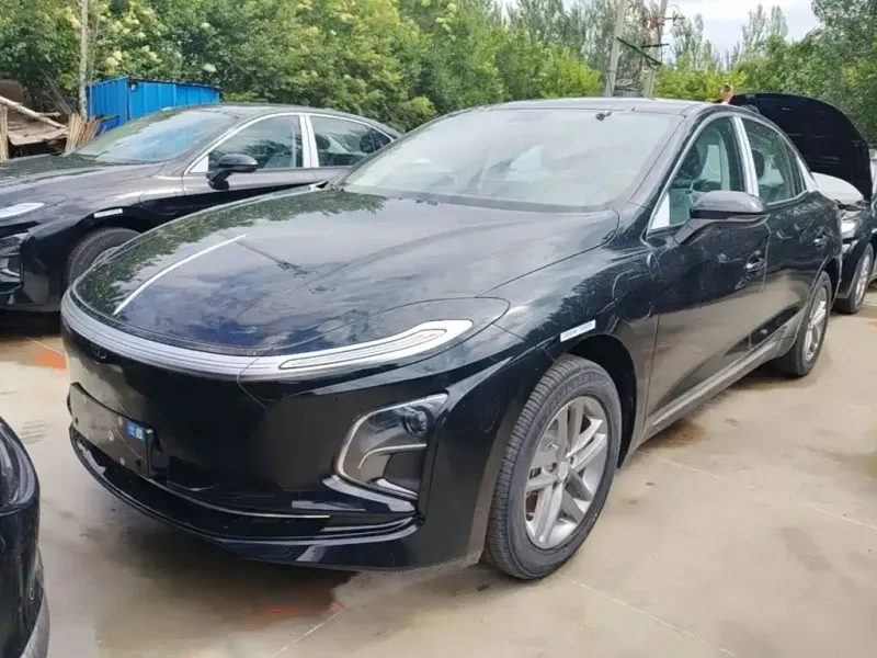 Hongqi E-QM5, 2026