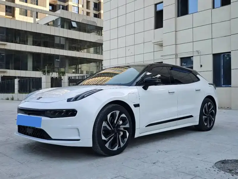 Zeekr 001, 2023