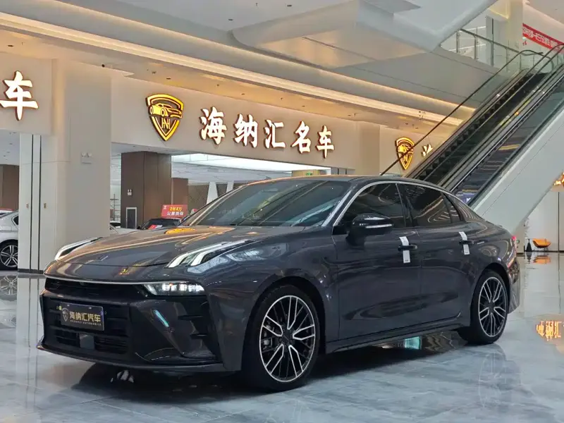 Lynk & Co 03, 2025
