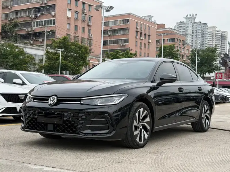 Volkswagen Passat, 2025