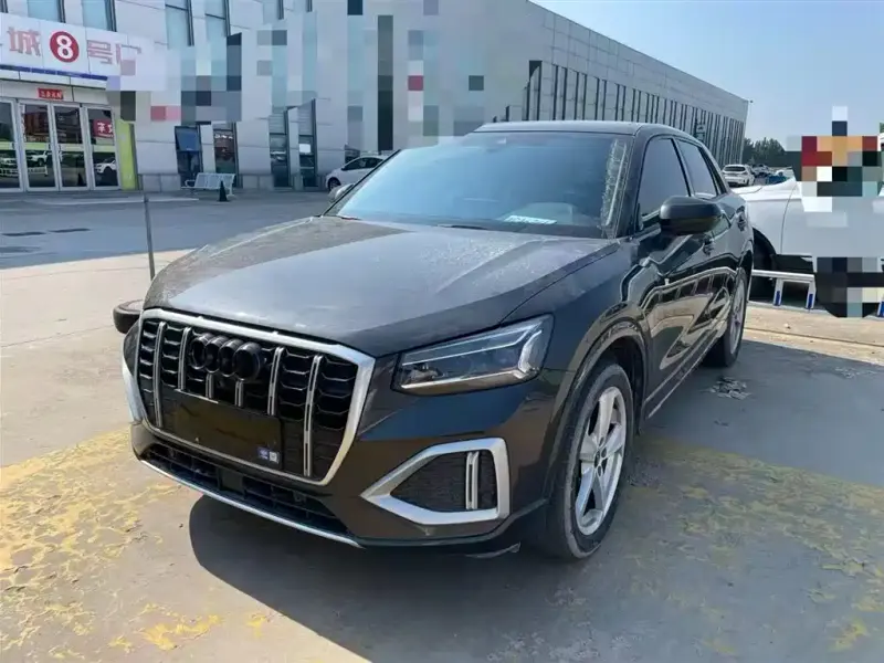 Audi Q2L, 2023