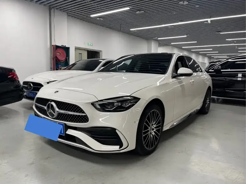 Mercedes-Benz C-Class, 2024