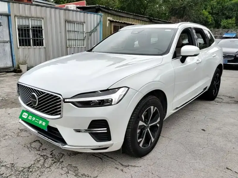 Volvo XC60, 2025