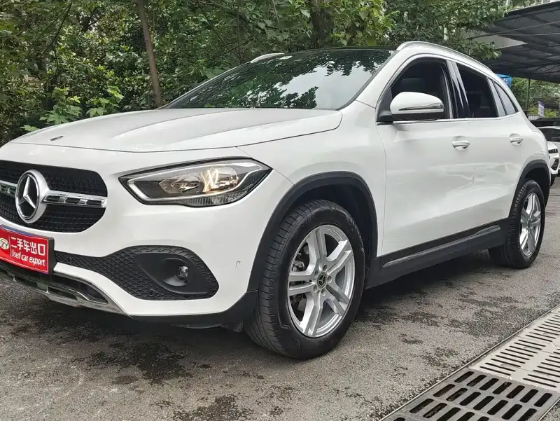 Mercedes-Benz GLA, 2022