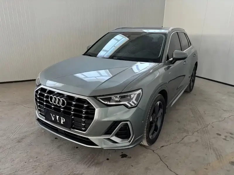 Audi Q3, 2022