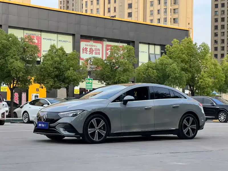 Mercedes-Benz EQE, 2023