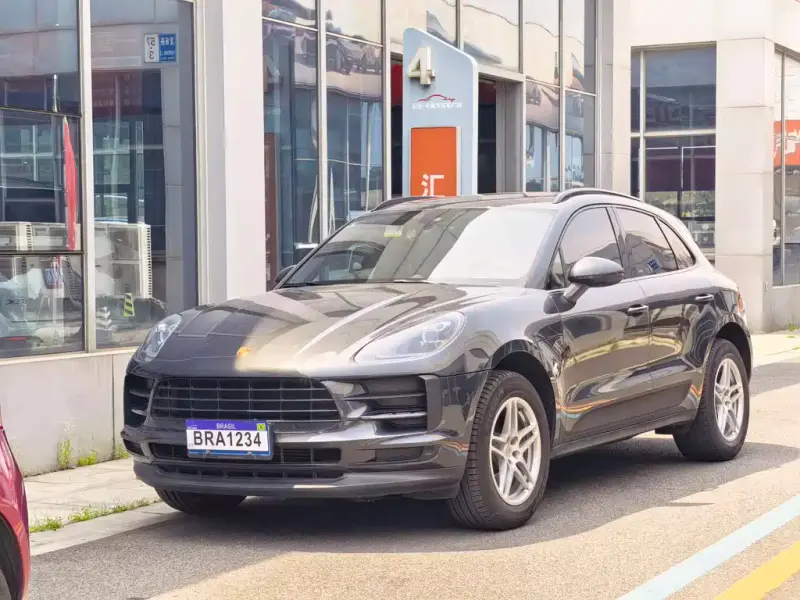 Porsche Macan, 2020