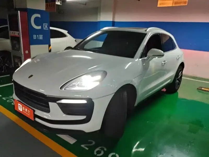 Porsche Macan, 2023
