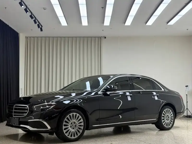 Mercedes-Benz E-Class, 2023