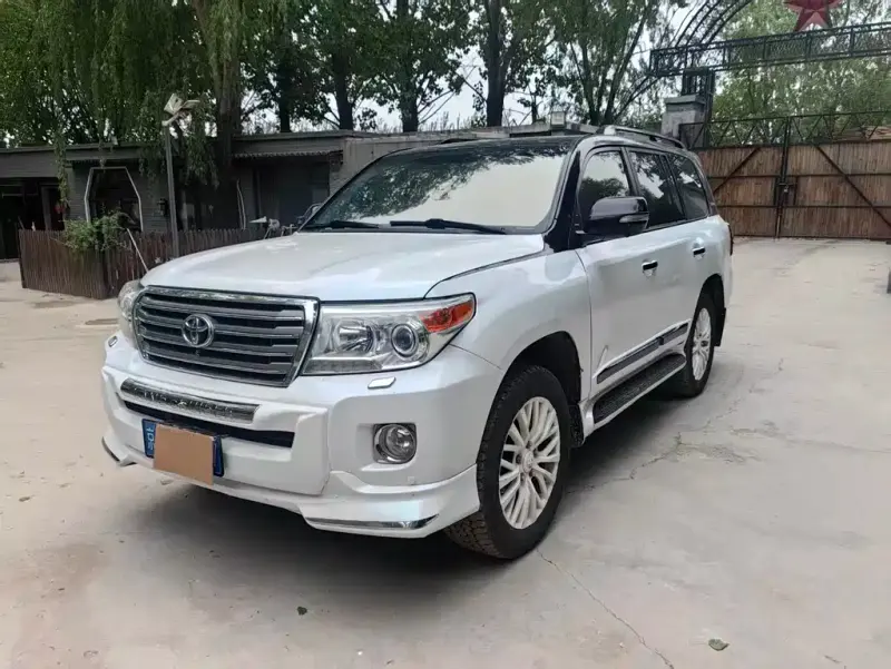 Toyota Land Cruiser, 2014