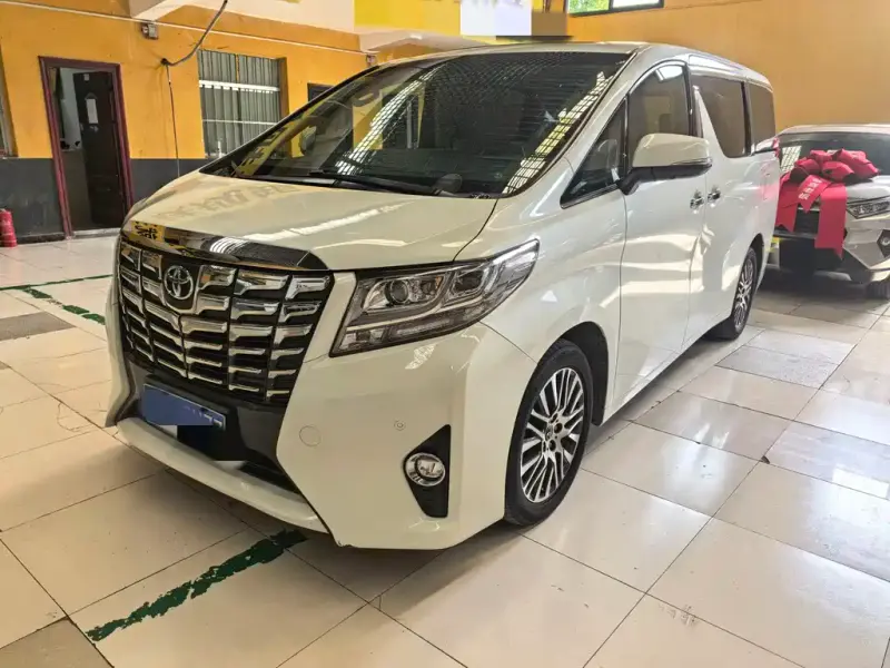 Toyota Alphard, 2017
