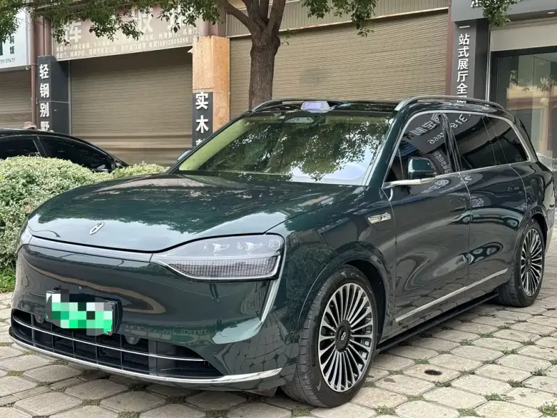 AITO M9, 2025