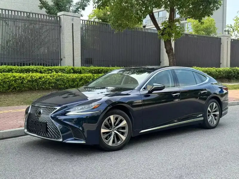 Lexus LS, 2020