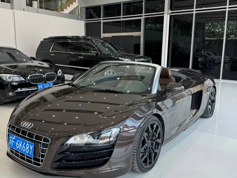 Audi R8, 2013