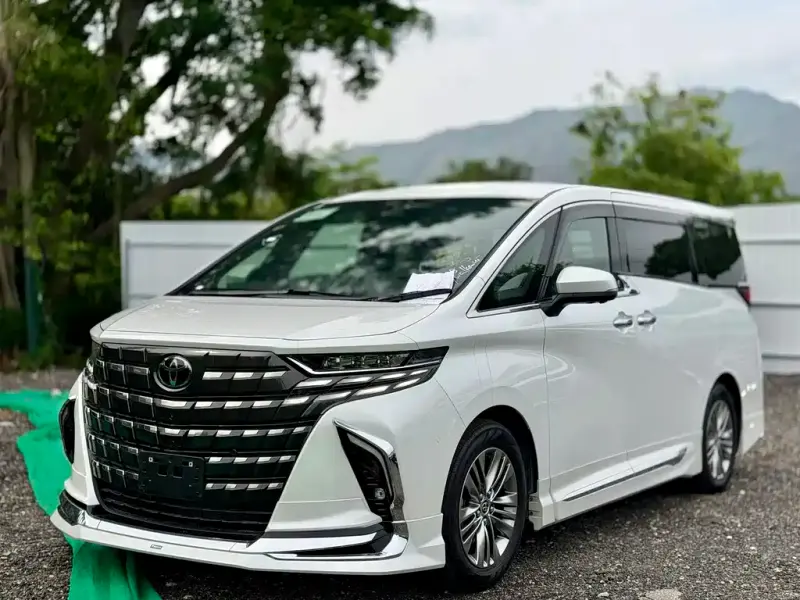Toyota Alphard, 2026