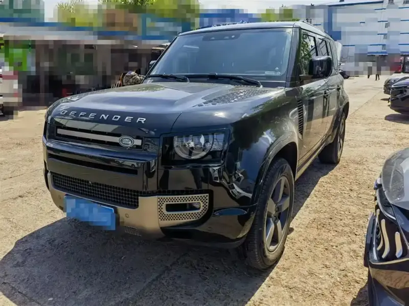 Land Rover Defender, 2025