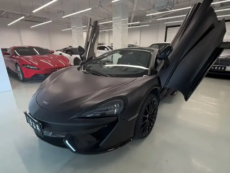 McLaren 570, 2018