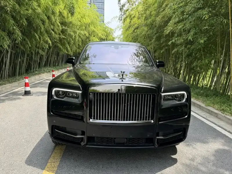 Rolls-Royce Cullinan, 2022