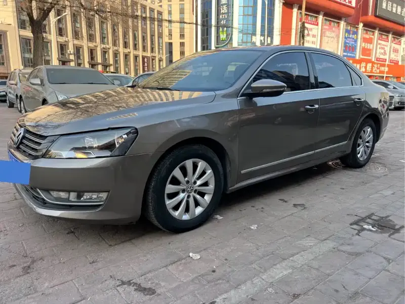 Volkswagen Passat, 2011