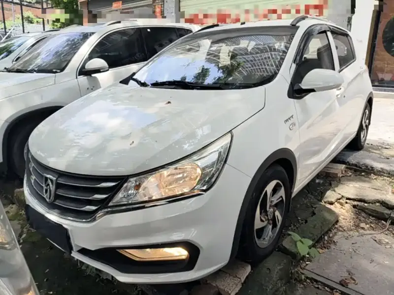 Baojun 310, 2017
