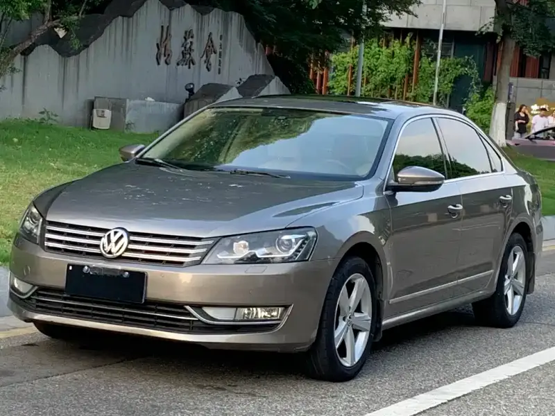 Volkswagen Passat, 2013